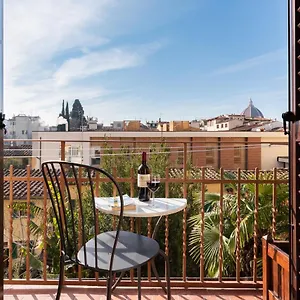 Apartment Lovely With Balcony, Florence