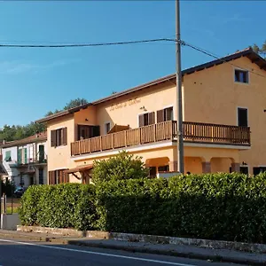 la-corte-di-valemi.hotelitalianriviera.com/
